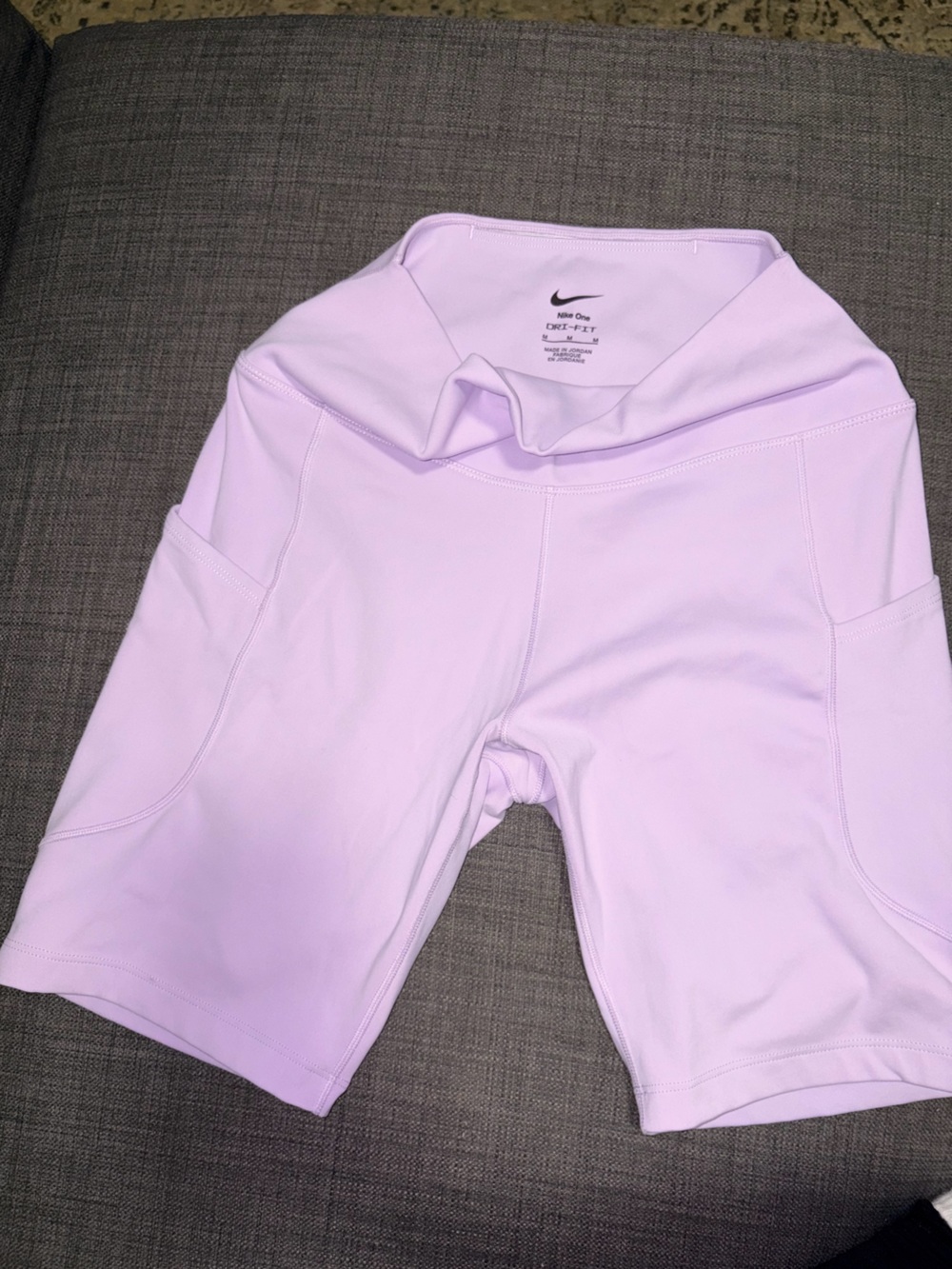 Nike Lavender High-Rise Dri-FIT Bike Shorts High Waisted with Pockets